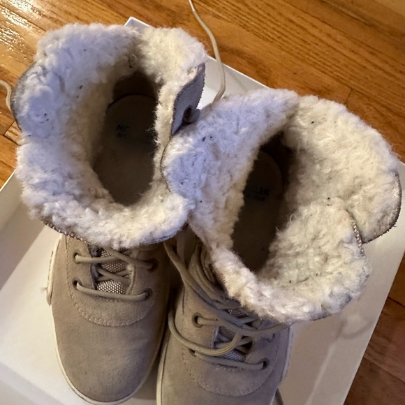 MONCLER FUR LINED SUEDE BOOTS - Picture 9 of 15